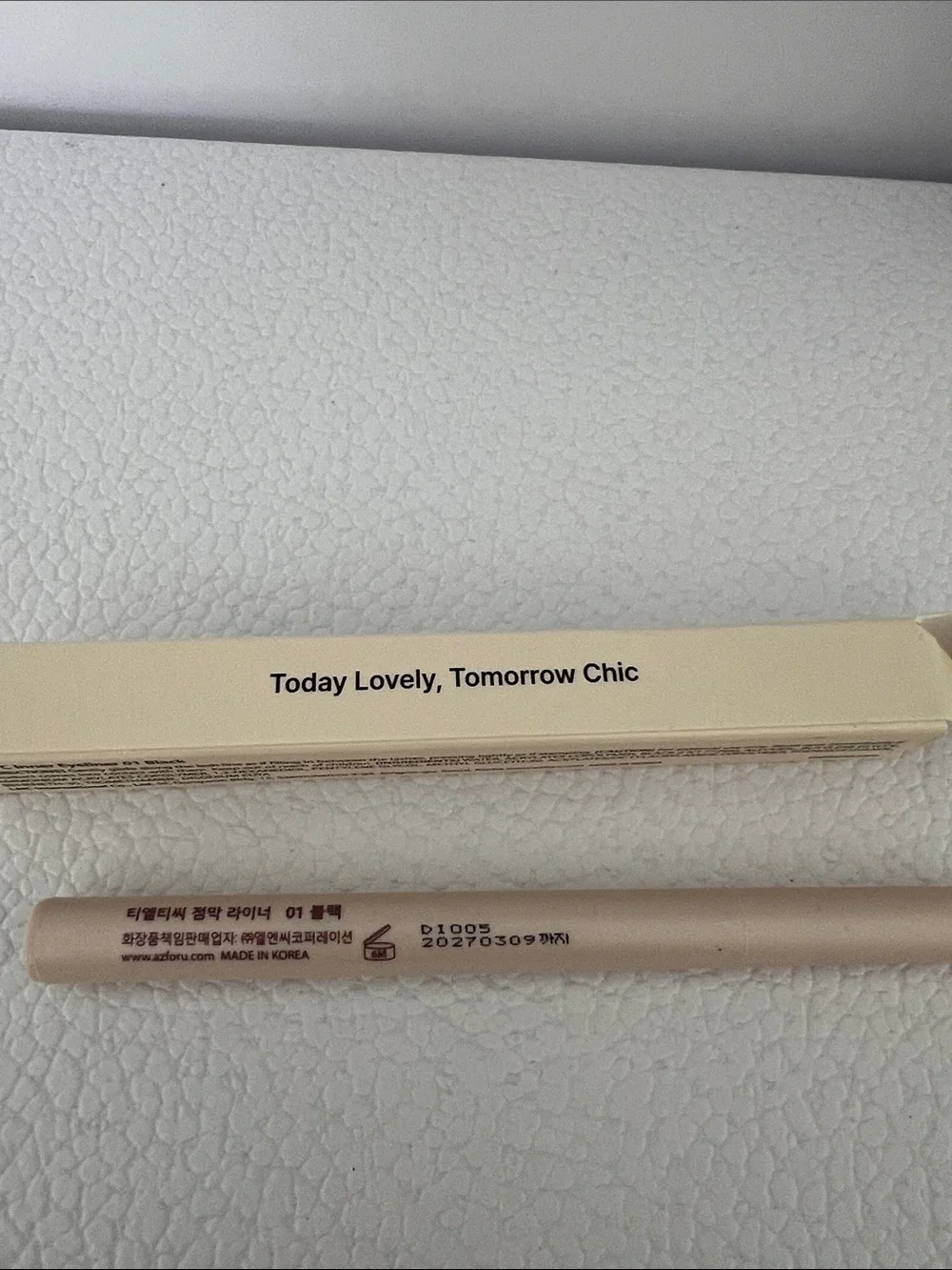 TLTC ‘Stamp Me’ Eyeliner in Black
